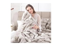 Faux Rabbit Fur Throw Blanket