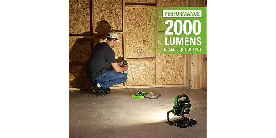 Greenworks 24V (AC/DC) 2000-Lumen Work Light kit