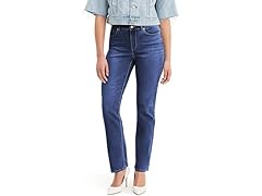 Levis Womens Classic Straight Jeans