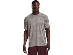Under Armour T-Shirt, Size: Large (L)