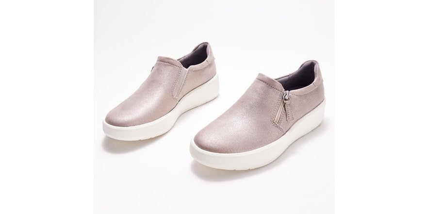 clarks layton step slip on sneakers