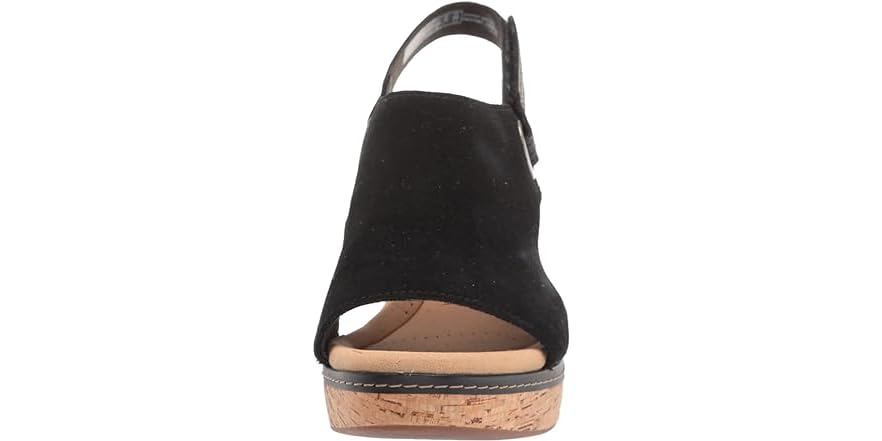 Clarks Women's Giselle Beach Wedge Sandal, white leather