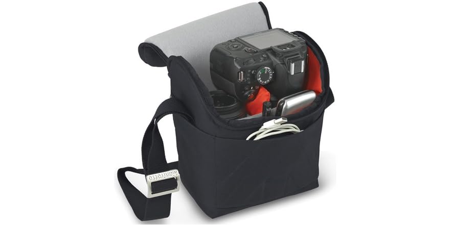 Amica 30 Shoulder Bag