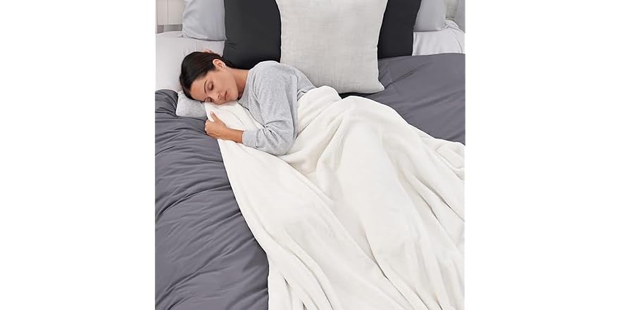 Cottage Warmth Quilted Blanket NCU0NTD1247