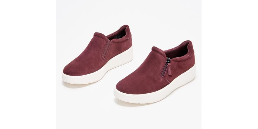clarks layton step slip on sneakers