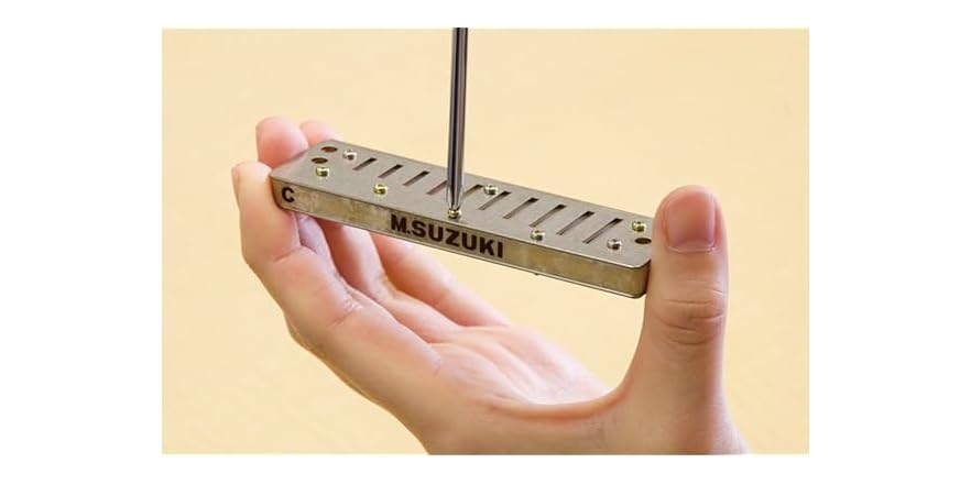 Suzuki Harmonica, Silver (M-20 NLow-F)