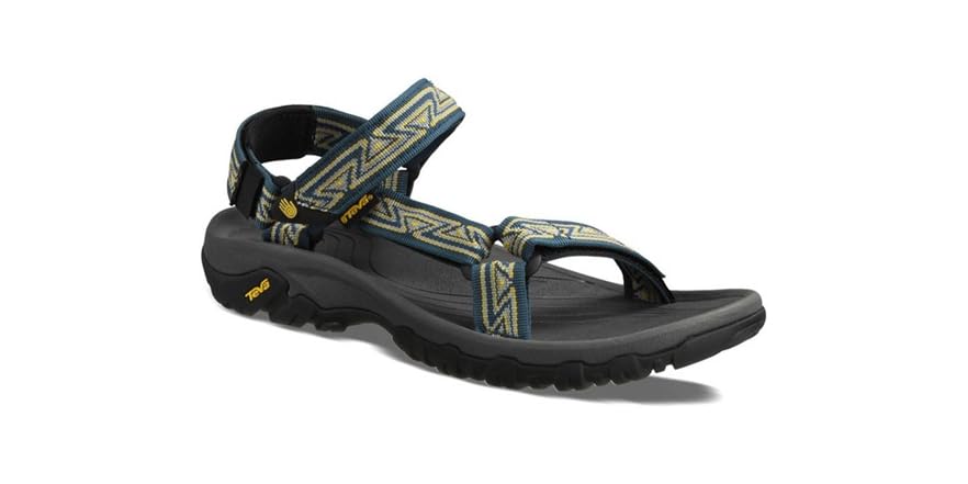 teva hurricane size 5