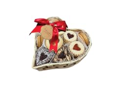Cookies Con Amore Heart Basket