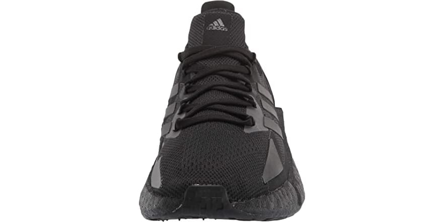 x90004d shoes
