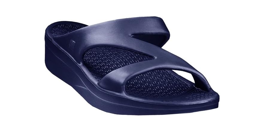 telic mens sandals
