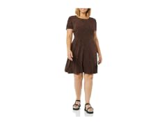 Amazon Essentials Women's Crew Shift Dress