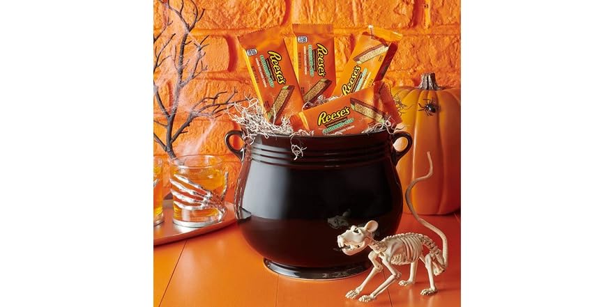 Reese's Franken-Cup Milk Chocolate Peanut Butter with Green Creme Cups ...