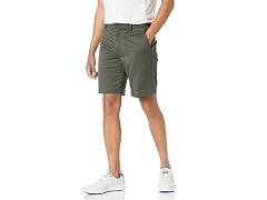 Amazon Essentials Slim-Fit Stretch Shorts (40)