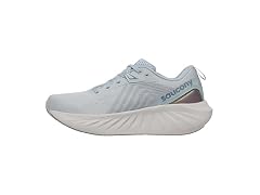 Saucony Women's Triumph 22 Sneakers (6)