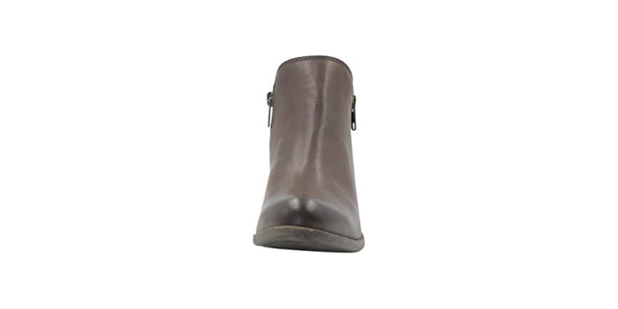 Dolly Boots