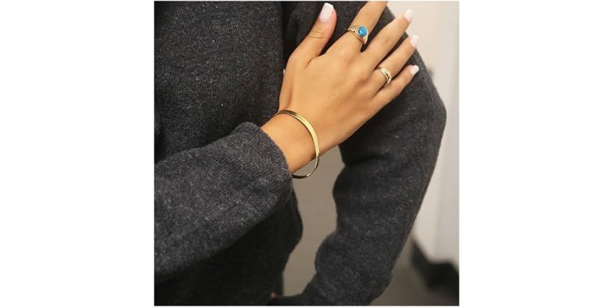 18K Alice Thin Herringbone Bracelet