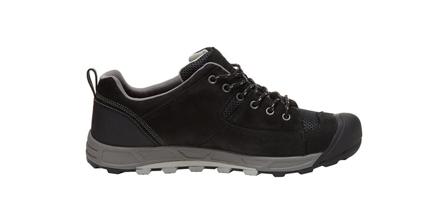 keens mens hiking boots