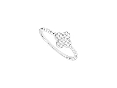 Amazon Essentials Silver Clover Ring