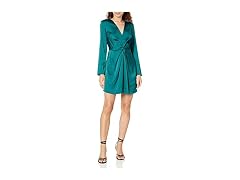 The Drop Tate Twist Front Deep Vneck