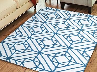 Hand Tufted Diamond Motif Wool Rug