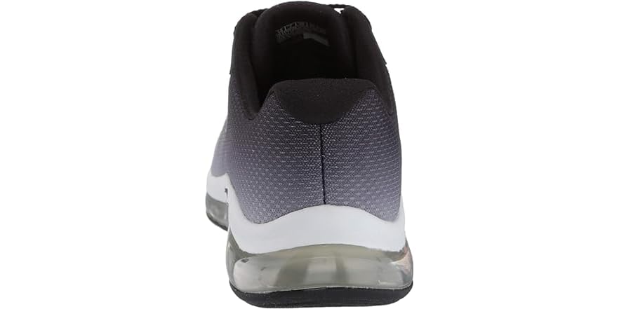 women's skech air element