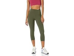 Amazon Essentials Women's Exercise Capri Leggings