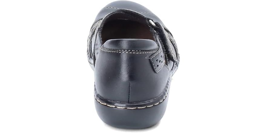 clarks ashland spin q slip on loafer