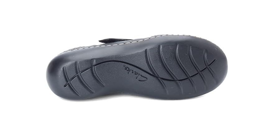 clarks ashland spin q slip on loafer