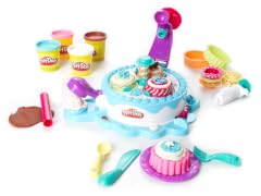 Cake Makin' Station