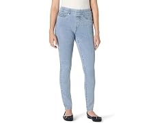 Amazon Essentials Women's Pull-On Skinny Jegging