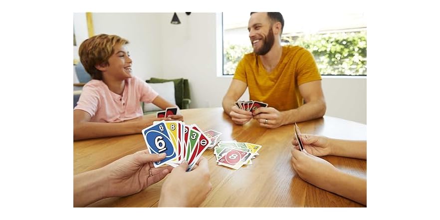 UNO Left Handed Card Game w/Tin