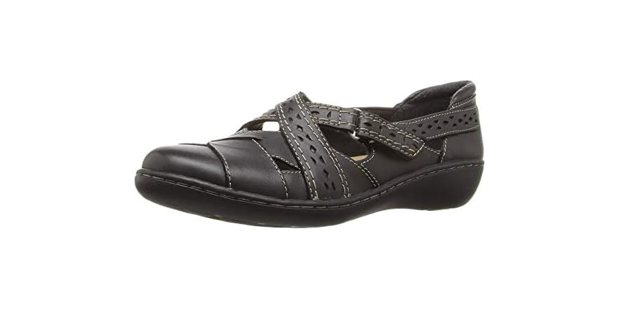 size 9 ladies shoes wide fit