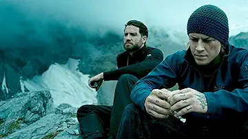 Luke Bracey as Johnny Utah surfing a massive wave in the Point Break (2015) game poster.