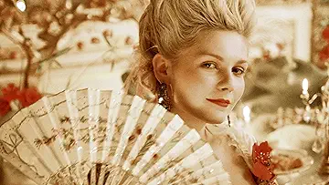 Kirsten Dunst's Marie Antoinette fans herself in Marie Antoinette (2006) for the Marie Antoinette (2006) game
