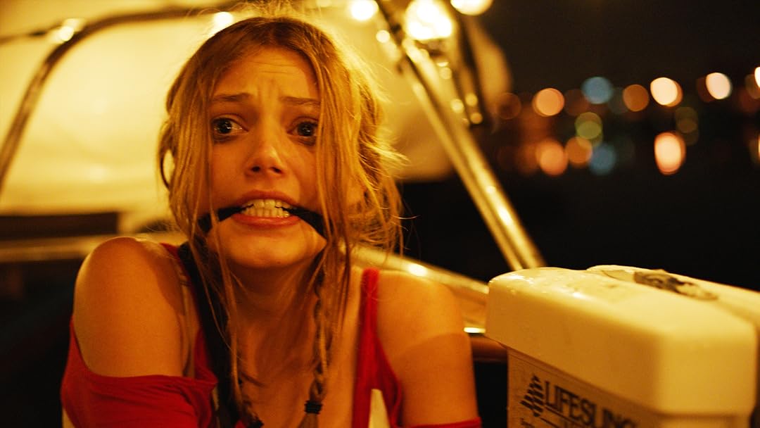 Amazon.co.jp アンバーアラート 緊急事態警報（字幕版） サニー・メイブリー, グレイス・ヴァン・ディーン, トレヴァー