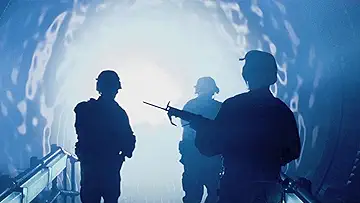 Kurt Russell's Jack O'Neill prepares to enter the stargate in Roland Emmerich's Stargate (1994).