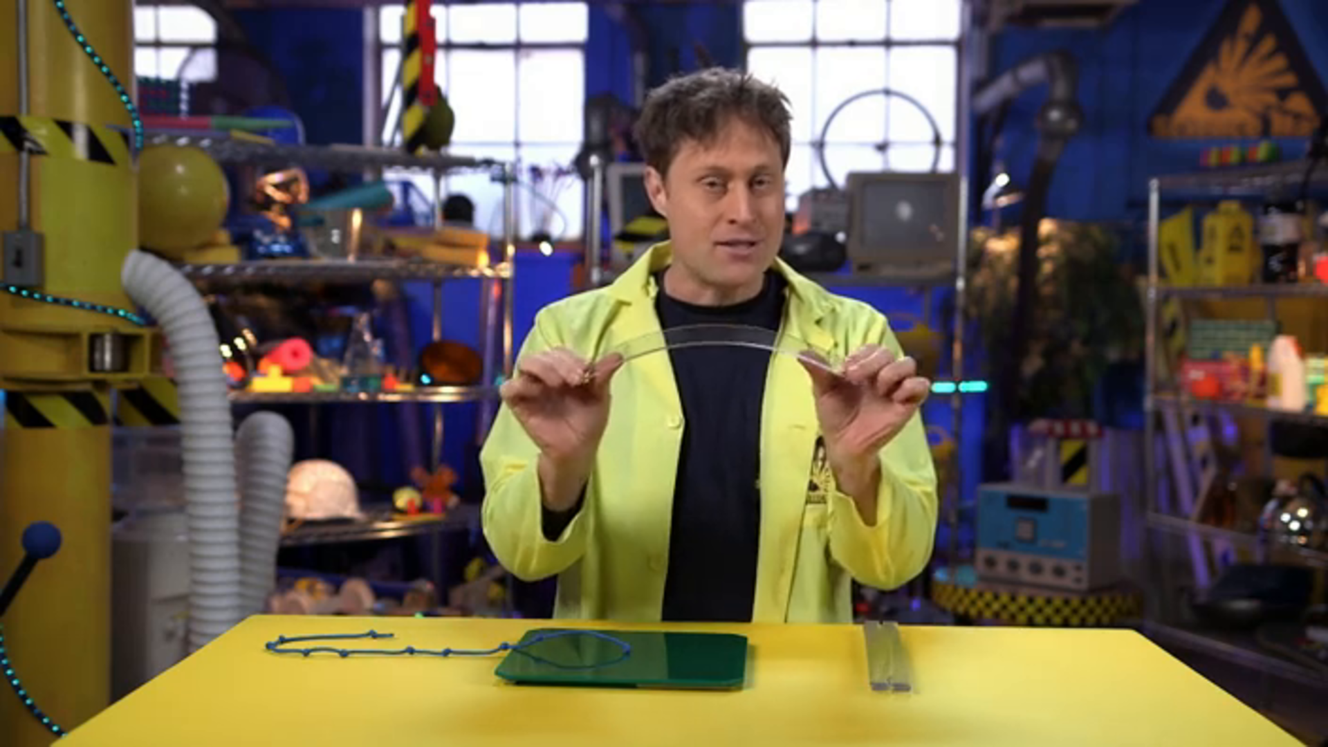 Prime Video: Science Max: Experiments At Large