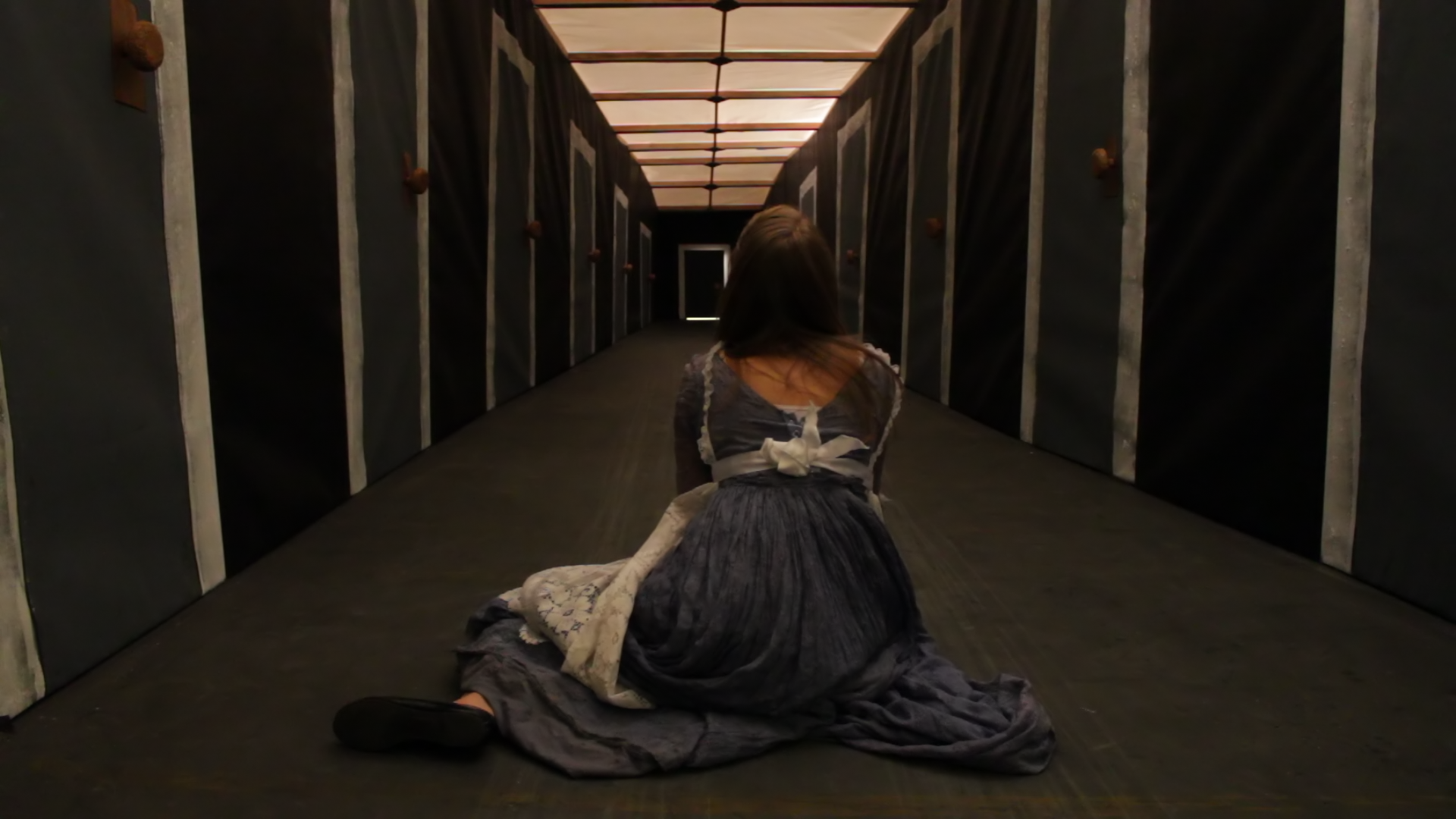 Prime Video: Alice - The Darker Side Of The Mirror