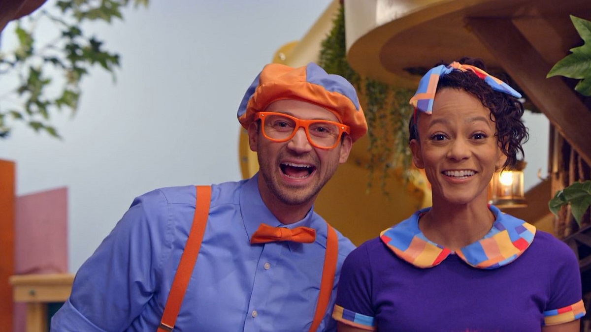 Amazon.com: Blippi's Treehouse : Stevin John, Kaitlin Becker, Kelsey Brady,  Paul Dupree, Joan Barton, Brian Kersey, Evelyn Taft, Keeley Abram, Brett  Buffington, Kenny Tanaka, Kristen McGregor, Justice A. Whitakre, Shannon  Flynn, Kristen