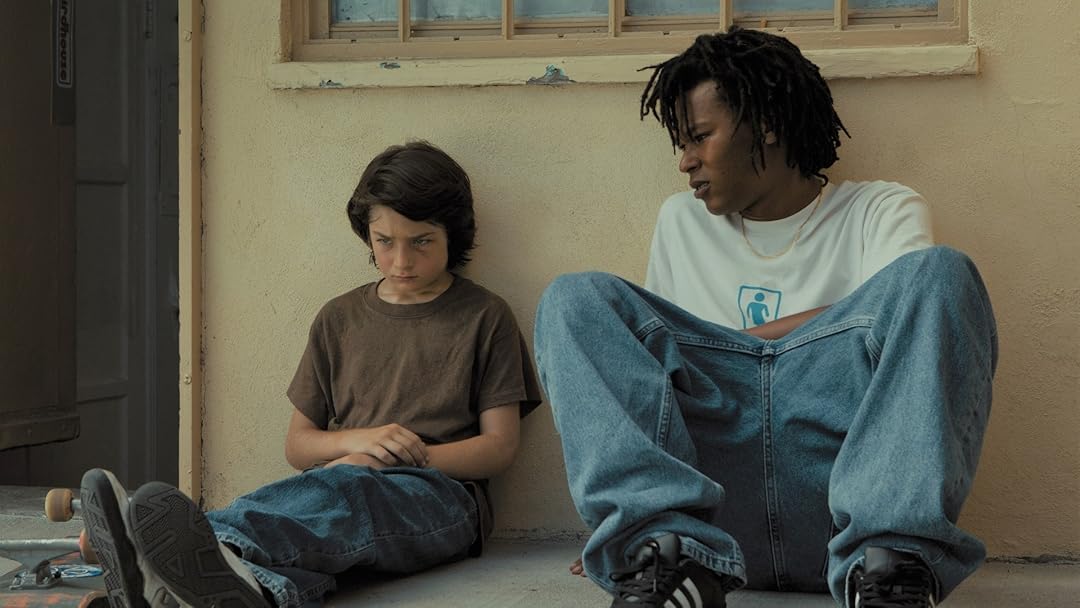 Amazon.co.jp （吹替版）mid90s ミッドナインティーズを観る Prime Video