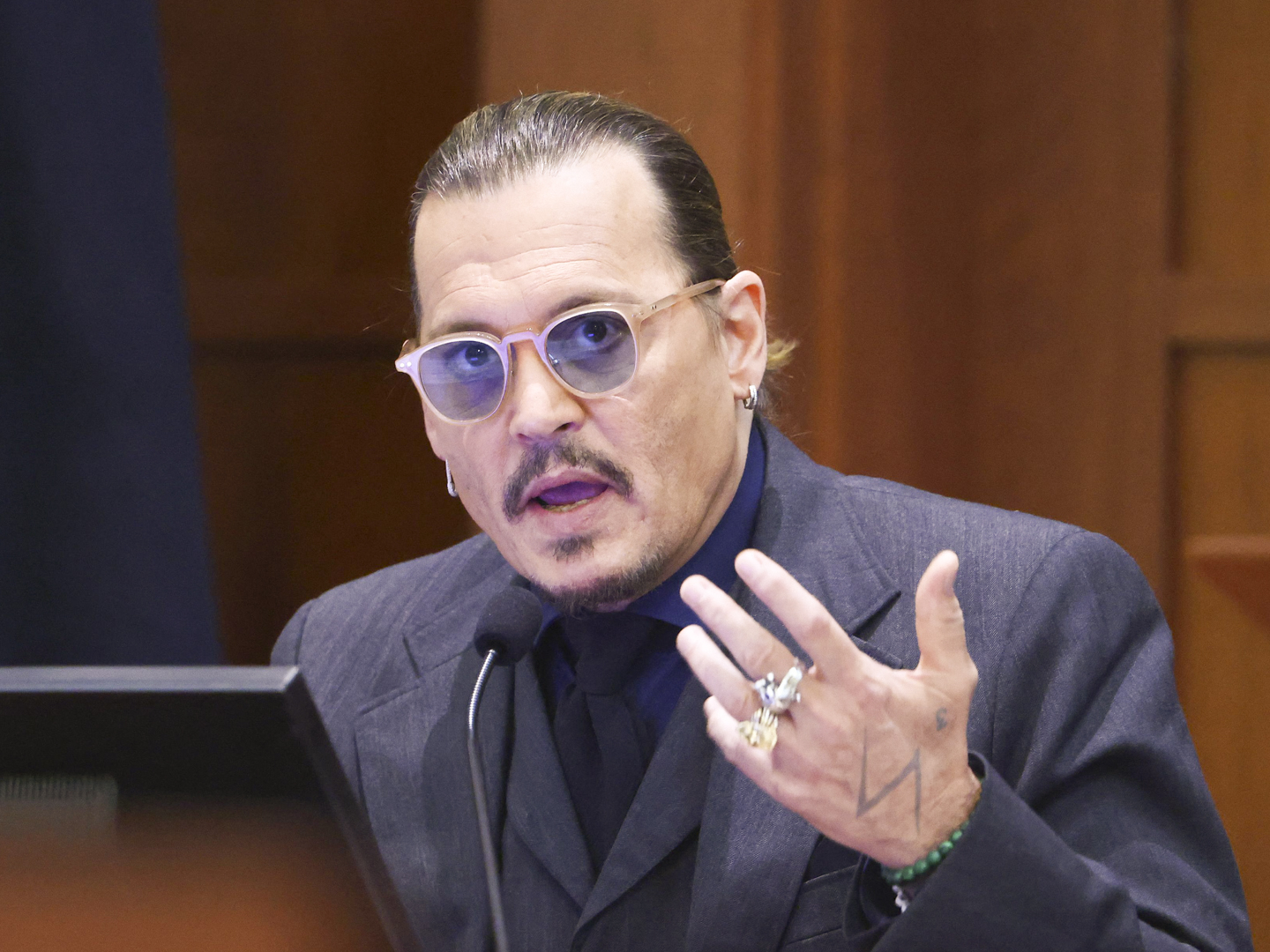 Prime Video: Johnny vs Amber: The U.S. Trial - Season 1