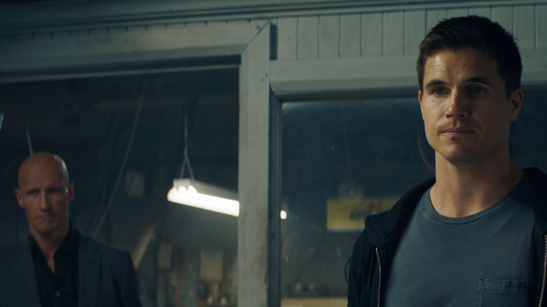 もらって嬉しい出産祝い Dvd Code8 コード エイト レンタル使用品 ロビー アメル Www Thewalldogs Com