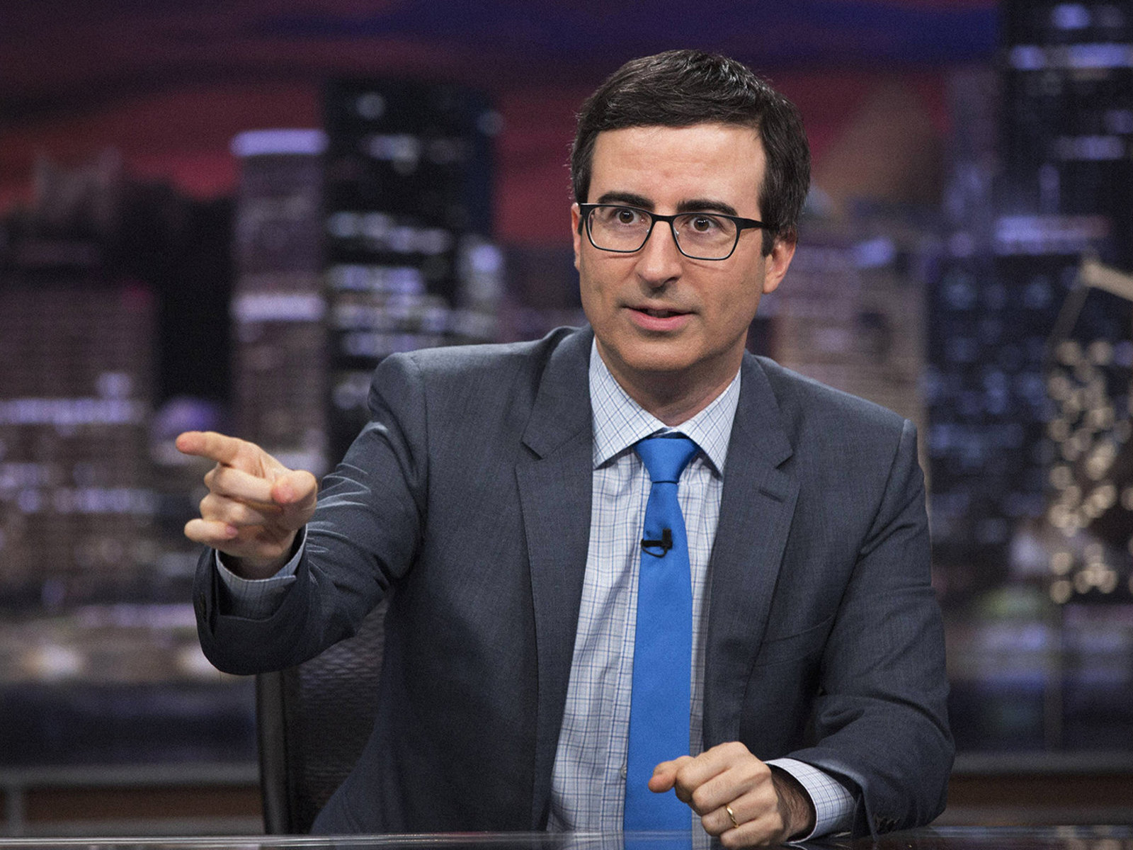 Prime Video: Last Week Tonight With John Oliver-Season 1