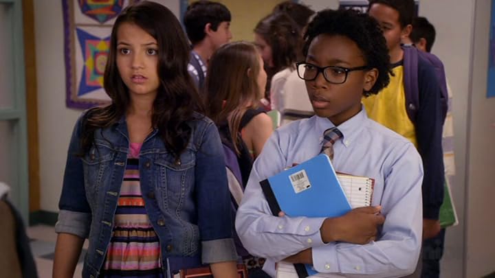 Prime Video: 100 Things To Do Before High School - Season 1