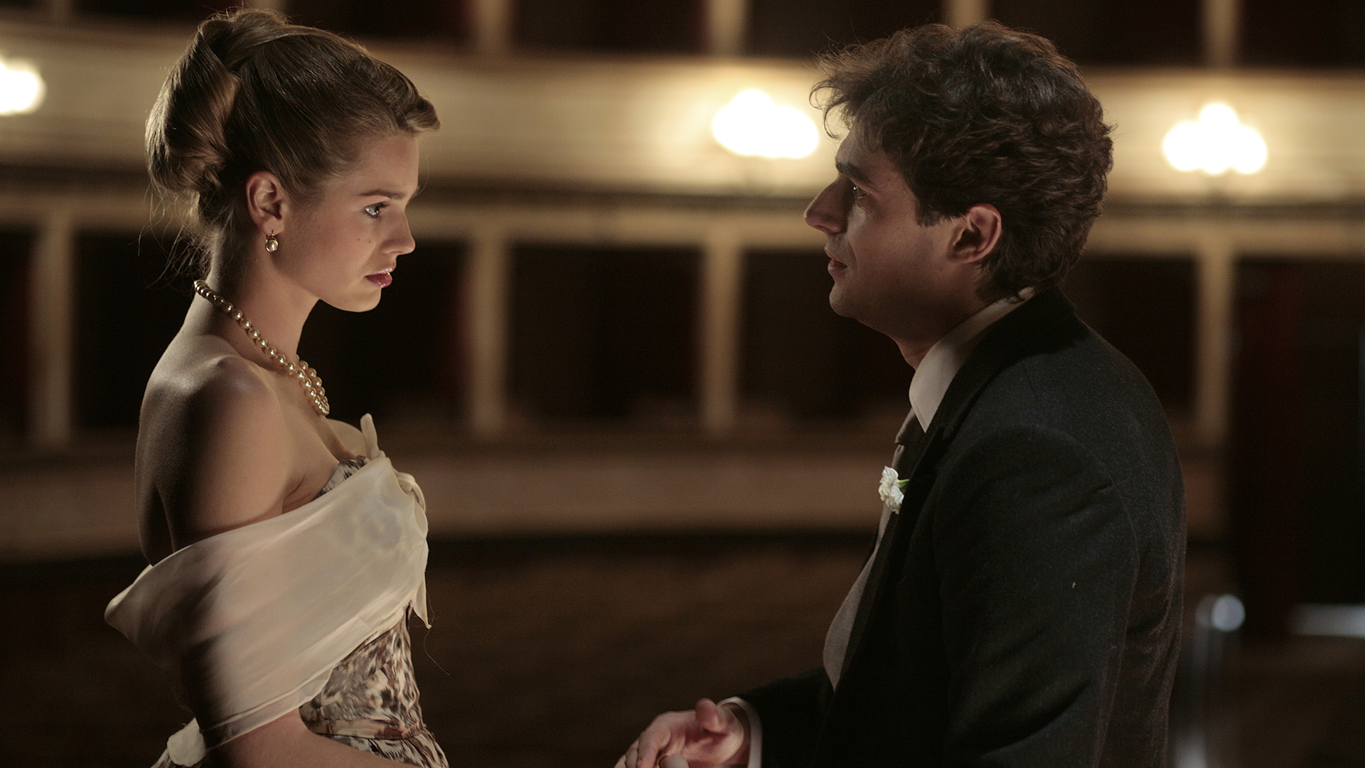 Amazon Co Jp シンデレラ 後篇 字幕版 ヴァネッサ ヘスラー フラヴィオ パレンティ ルース マリア クビチェック ナタリア ヴォルナー アガサ ドミニク クリスチャン デュゲイ Prime Video