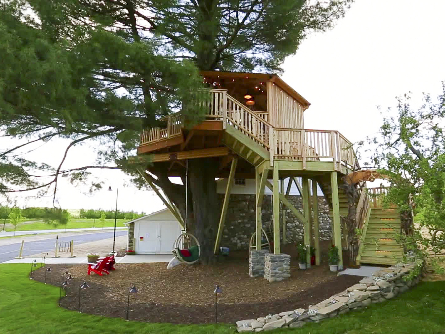 Prime Video Treehouse Masters Season 5