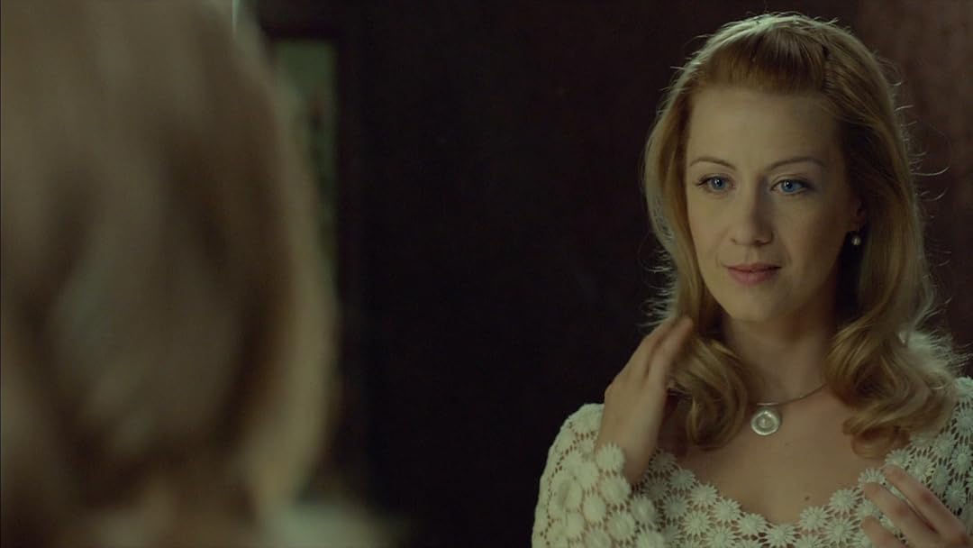 Amazon Co Jp リザとキツネと恋する死者たち 字幕版 を観る Prime Video