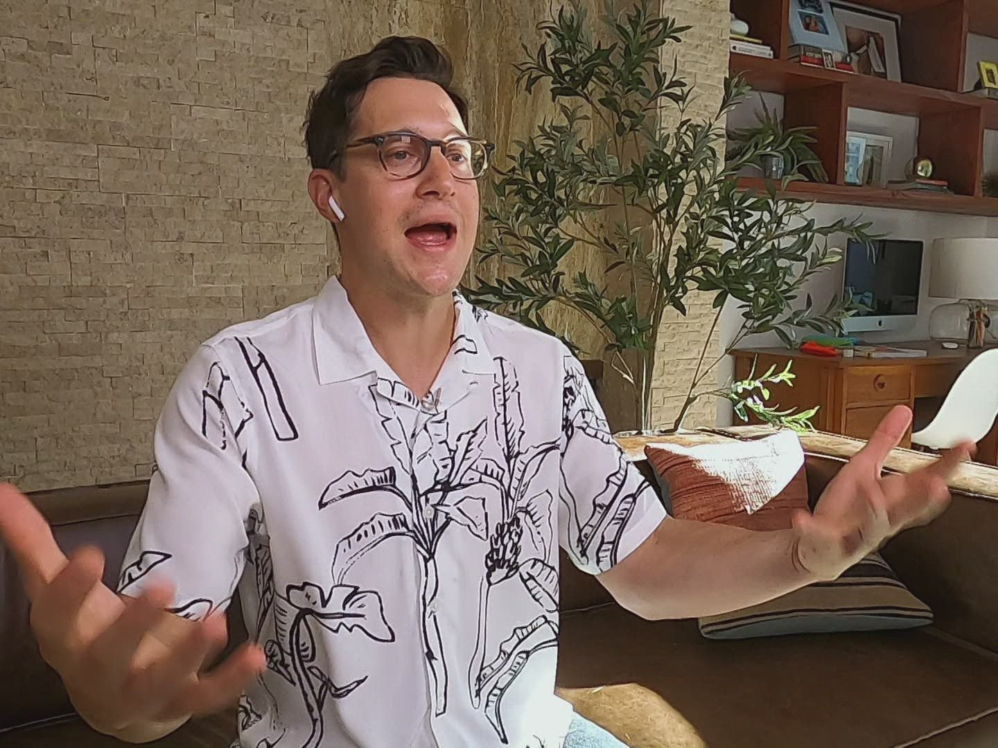 Prime Video House Hunters Comedians On Couches Unfiltered Season 1
