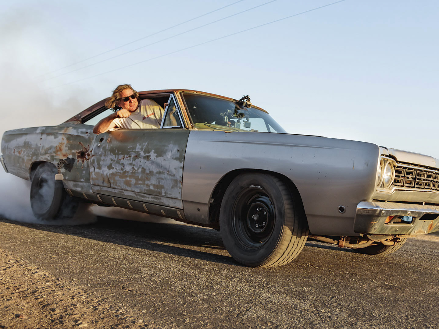 Prime Video: Roadkill Garage - Season 4 - Roadkill Garage Fail Guy Vs. The V-10: Work Truck Battle