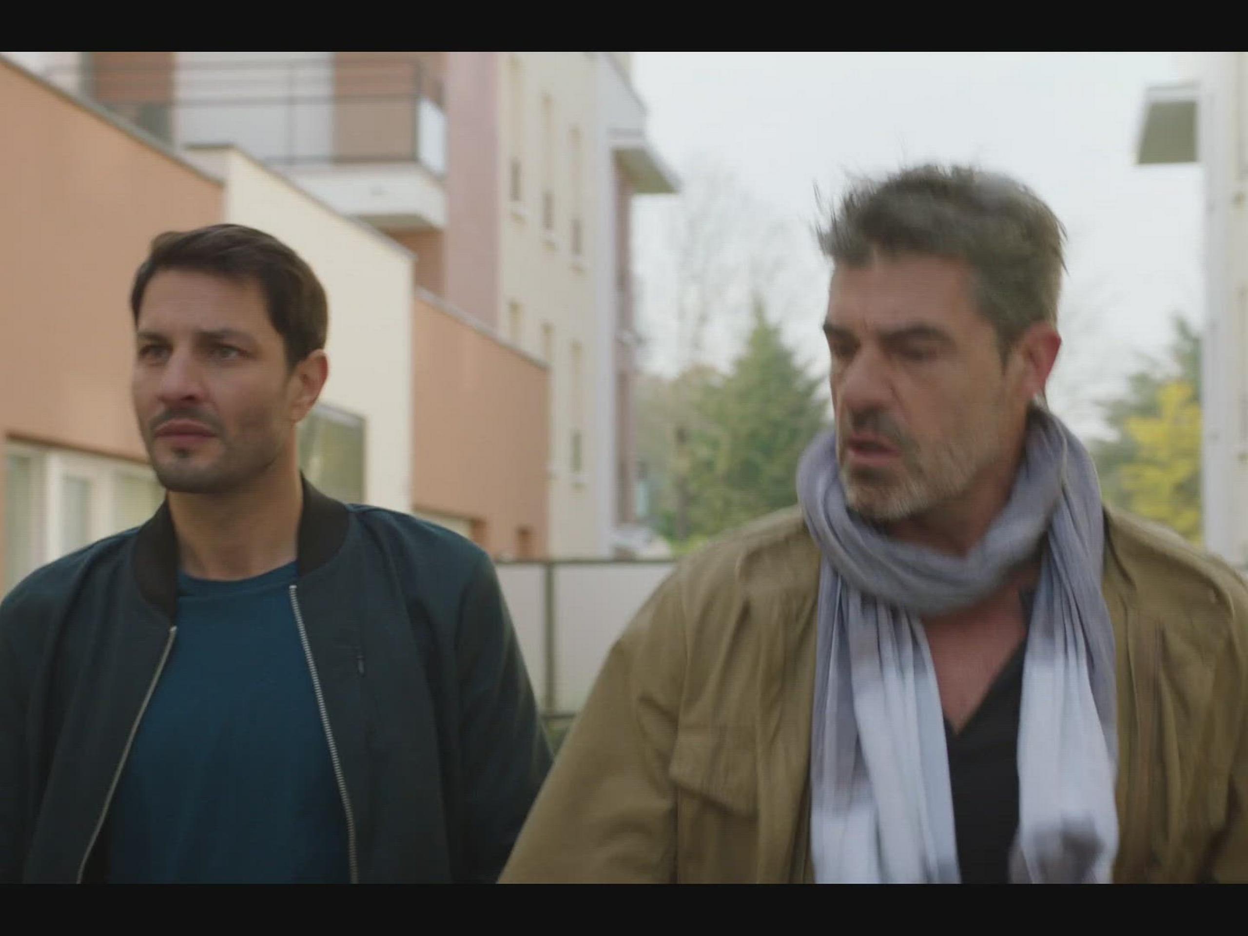 Prime Video: La maison d'en face - Saison 1